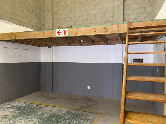 To Let commercial Property for Rent in Maitland Western Cape
